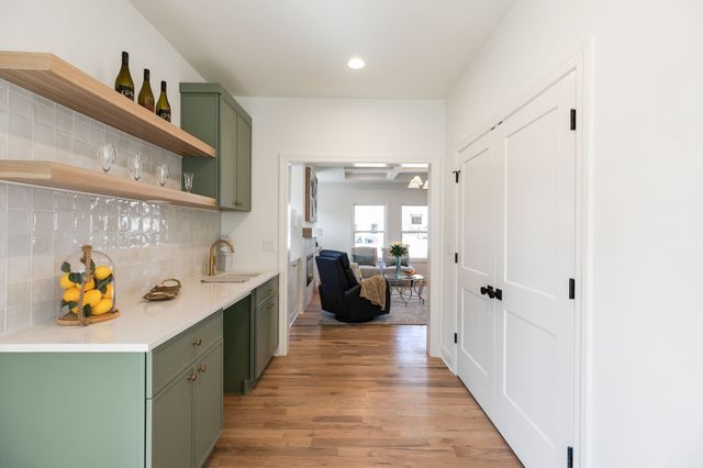 1007 Tenth St, Old Hickory, TN 37138