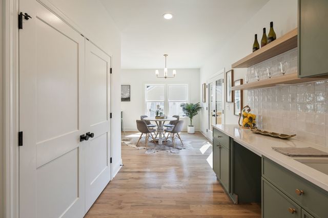 1007 Tenth St, Old Hickory, TN 37138