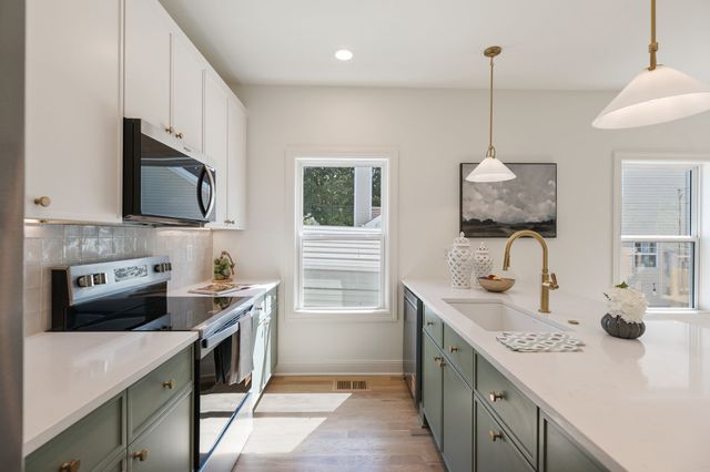 1007 Tenth St, Old Hickory, TN 37138