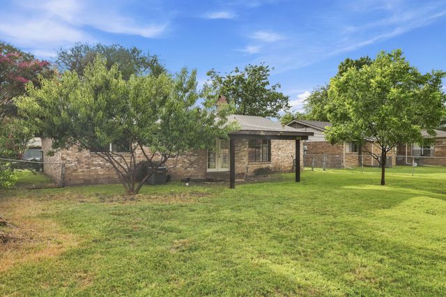 206 Ocean Drive, Richardson, TX 75081