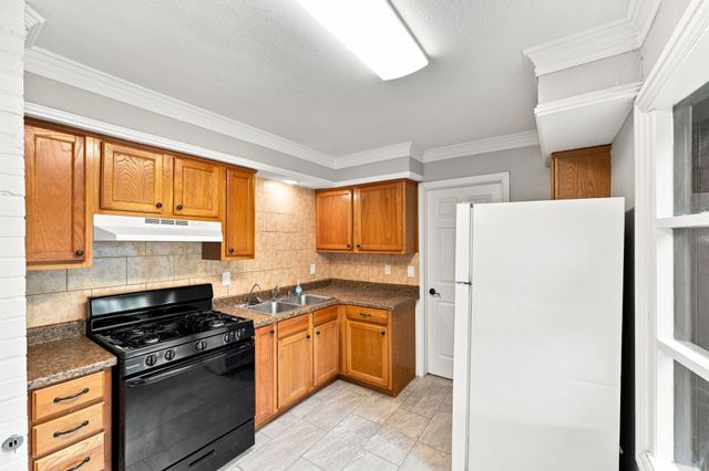 206 Ocean Drive, Richardson, TX 75081