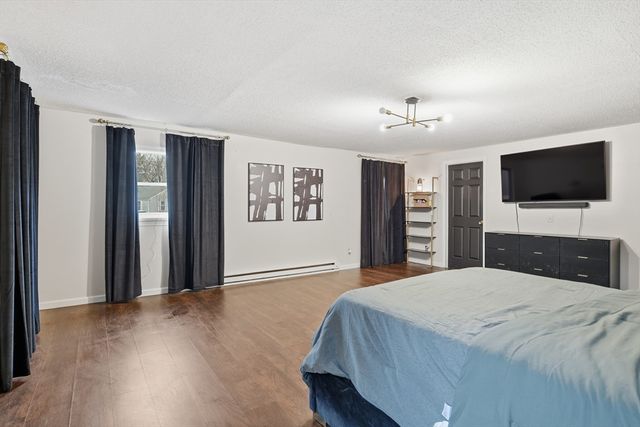 11 Cheyenne Rd, Springfield, MA 01109