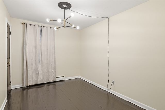 11 Cheyenne Rd, Springfield, MA 01109