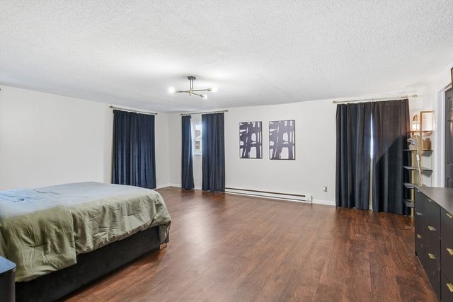 11 Cheyenne Rd, Springfield, MA 01109