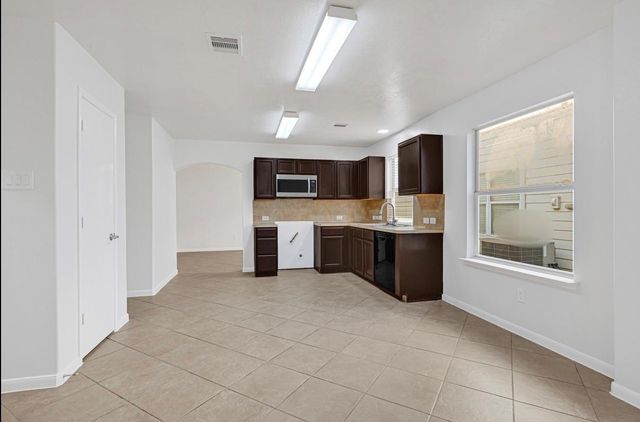 1107 Hampton Villa Lane, Houston, TX 77047