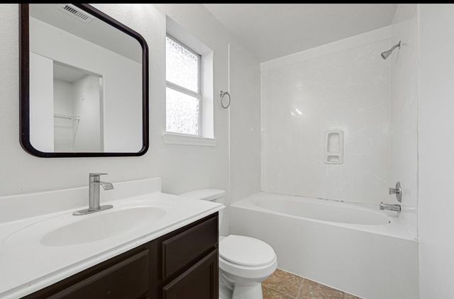 1107 Hampton Villa Lane, Houston, TX 77047