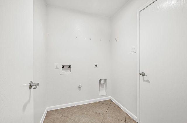 1107 Hampton Villa Lane, Houston, TX 77047