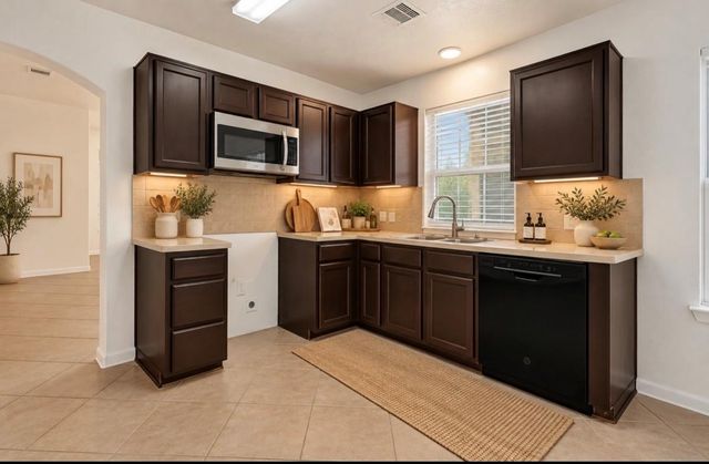 1107 Hampton Villa Lane, Houston, TX 77047