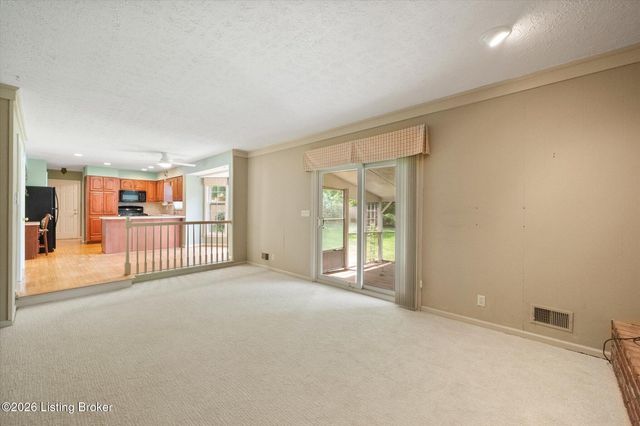 3902 Jenica Way, Louisville, KY 40241