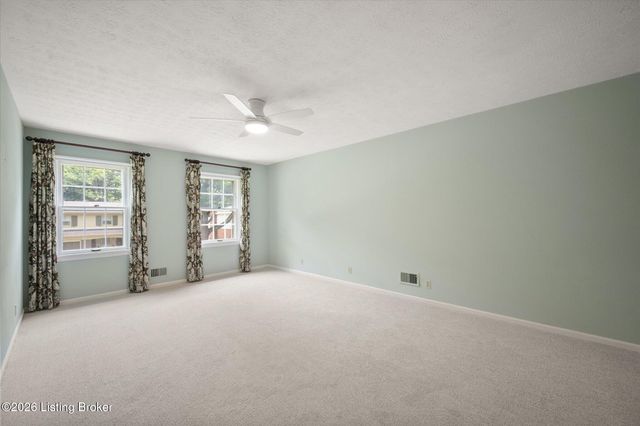 3902 Jenica Way, Louisville, KY 40241
