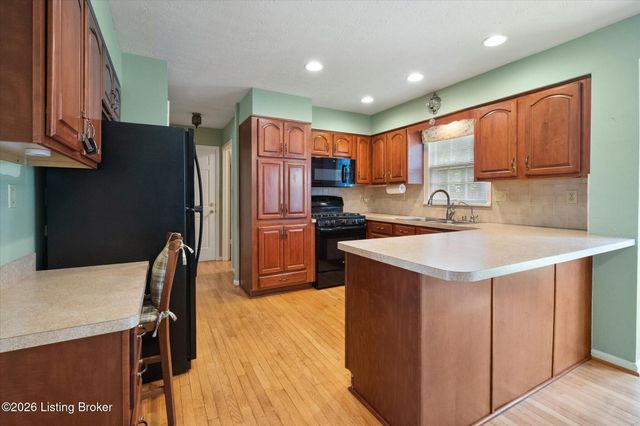 3902 Jenica Way, Louisville, KY 40241