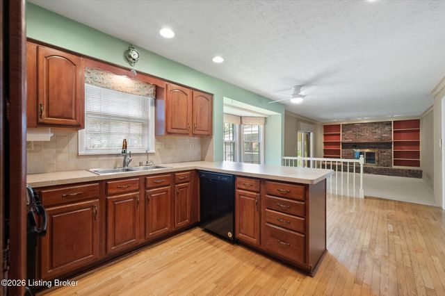 3902 Jenica Way, Louisville, KY 40241