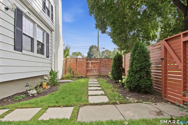 68 Beverly Road, New Haven, CT 06515
