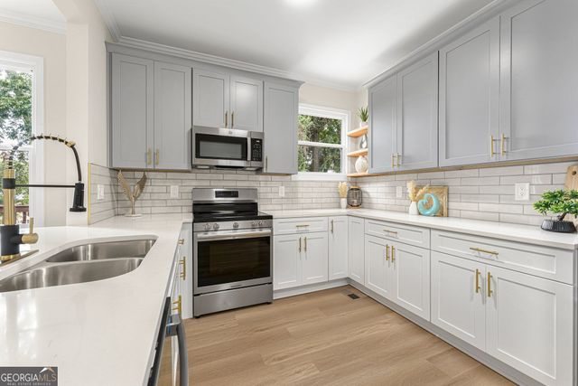 572 Formwalt Street SW, Atlanta, GA 30312