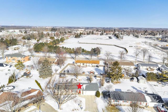 1207 SUNRISE COURT, Kewaunee, WI 54216