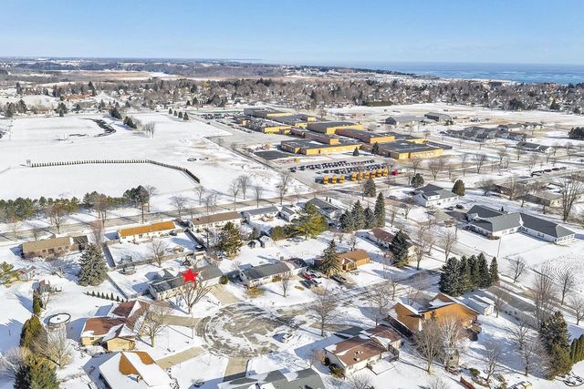 1207 SUNRISE COURT, Kewaunee, WI 54216