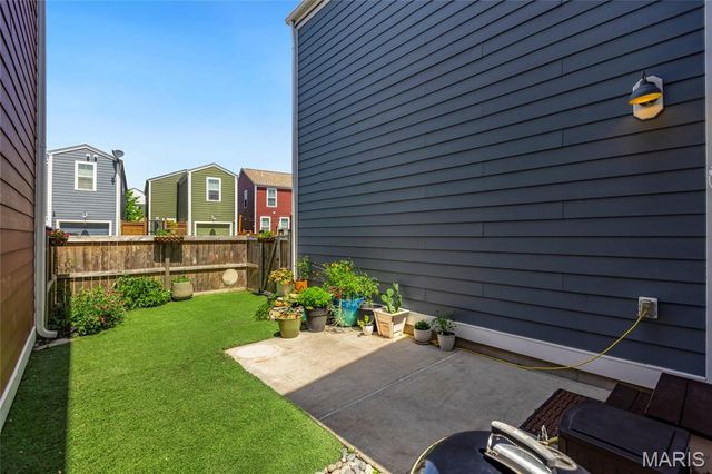 3246 Starkville Street, St Charles, MO 63301