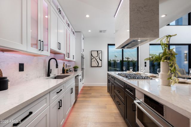 3401 N 83RD Street, Scottsdale, AZ 85251