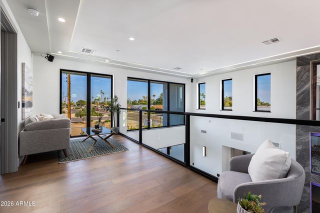 3401 N 83RD Street, Scottsdale, AZ 85251