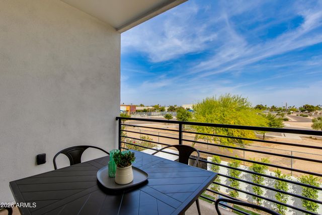 3401 N 83RD Street, Scottsdale, AZ 85251