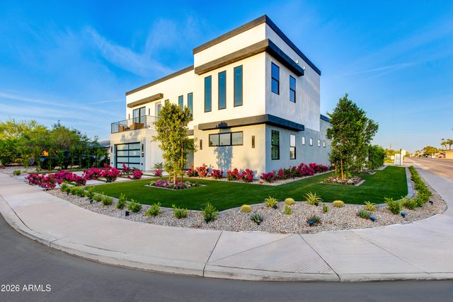 3401 N 83RD Street, Scottsdale, AZ 85251