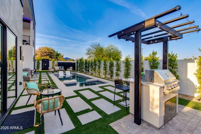 3401 N 83RD Street, Scottsdale, AZ 85251