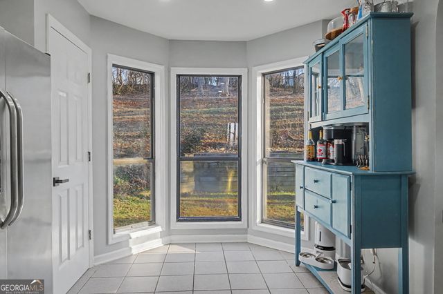 25 Mountain Trail Court SW, Cartersville, GA 30120