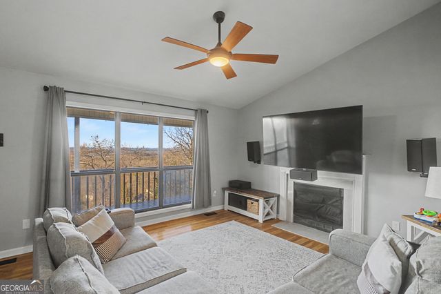 25 Mountain Trail Court SW, Cartersville, GA 30120