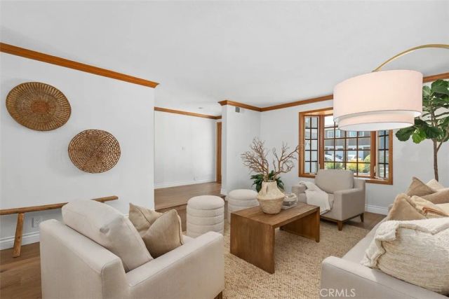4341 Dogwood Avenue, Seal Beach, CA 90740