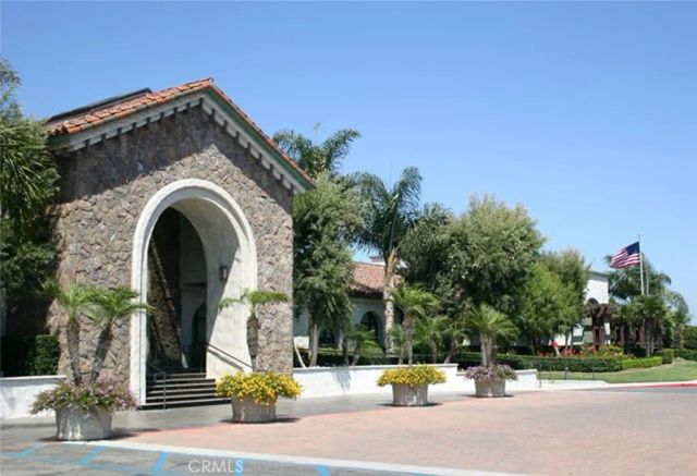 4341 Dogwood Avenue, Seal Beach, CA 90740