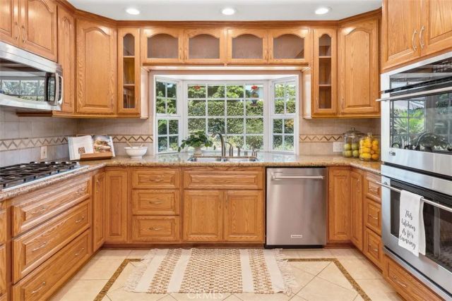 4341 Dogwood Avenue, Seal Beach, CA 90740