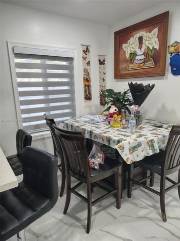 320 NW 2nd Street, Florida City, FL 33034