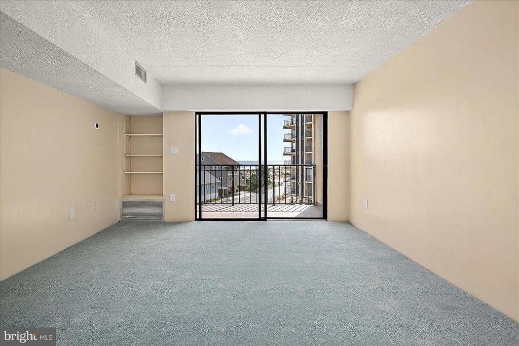 Image 10 of property listing at 7 136TH ST #N405, Ocean City, MD 21842