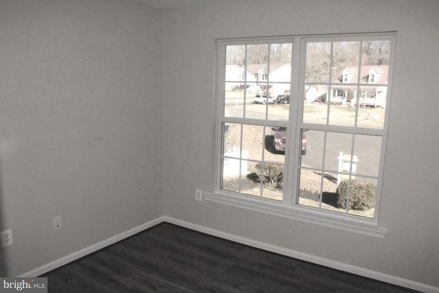 10402 SKINNER HILL DR, Fredericksburg, VA 22408