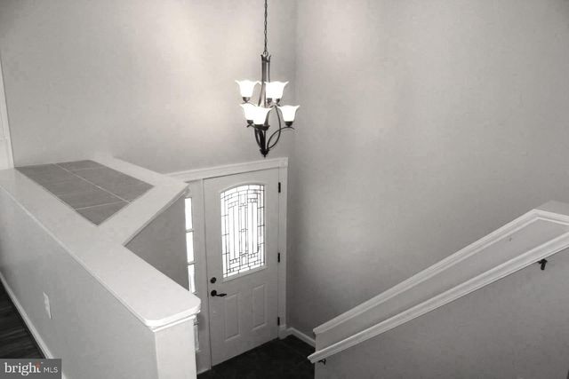 10402 SKINNER HILL DR, Fredericksburg, VA 22408