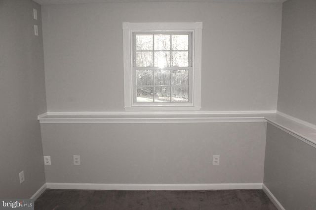 10402 SKINNER HILL DR, Fredericksburg, VA 22408