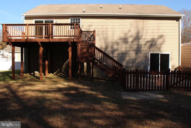 10402 SKINNER HILL DR, Fredericksburg, VA 22408