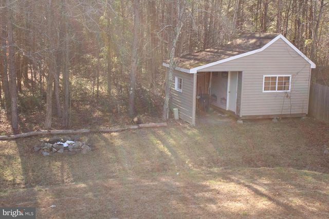 10402 SKINNER HILL DR, Fredericksburg, VA 22408