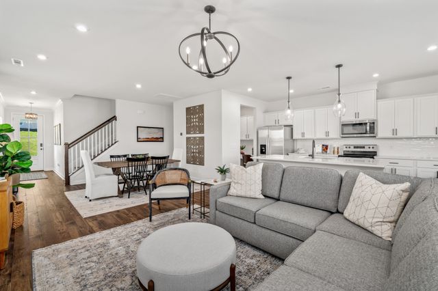 2109 Cheltenham Place, Columbia, TN 38401