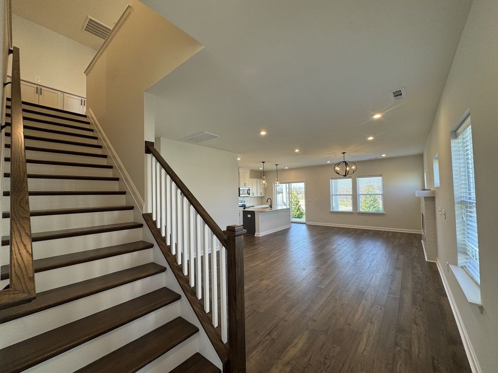 2109 Cheltenham Place, Columbia, TN 38401