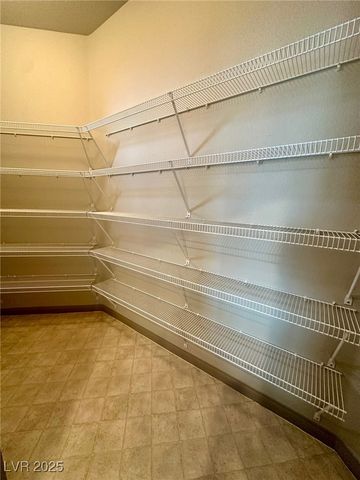 9768 Golden Thread Court, Las Vegas, NV 89141