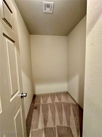 9768 Golden Thread Court, Las Vegas, NV 89141