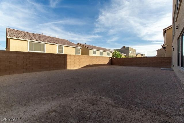 9768 Golden Thread Court, Las Vegas, NV 89141