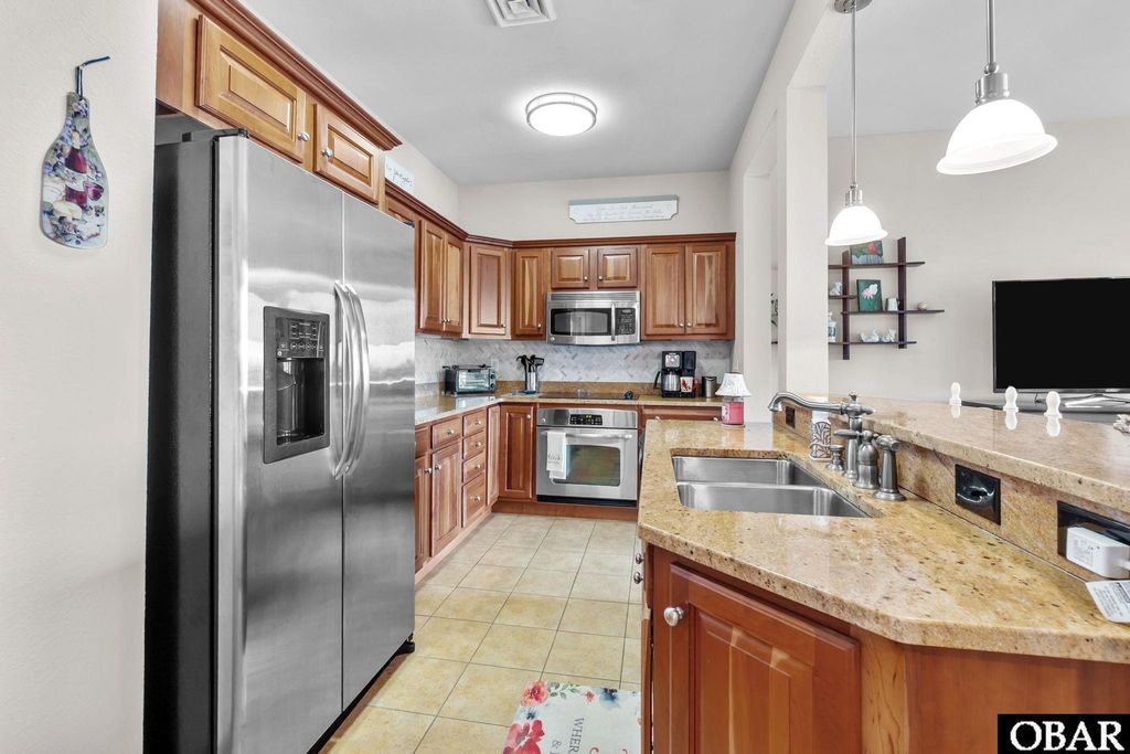 Image 11 of property listing at 1434 /202d Dartmoor Ave. Unit 202d, Manteo, NC 27954