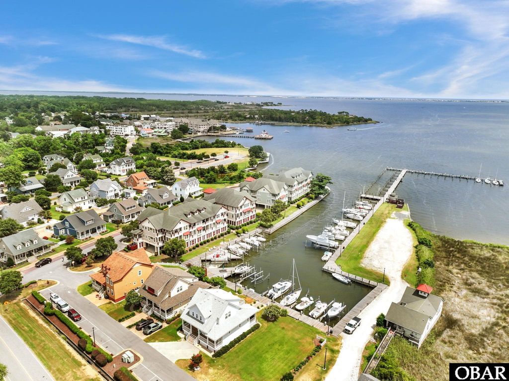 Image 3 of property listing at 1434 /202d Dartmoor Ave. Unit 202d, Manteo, NC 27954
