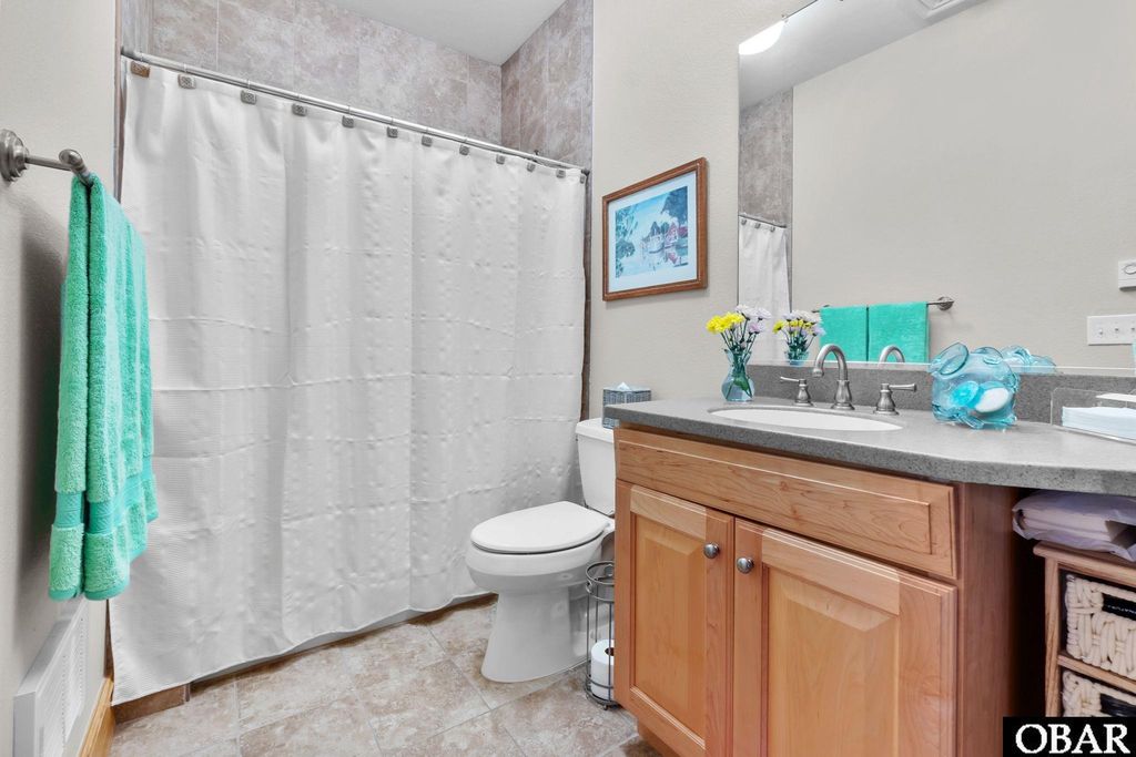 Image 34 of property listing at 1434 /202d Dartmoor Ave. Unit 202d, Manteo, NC 27954