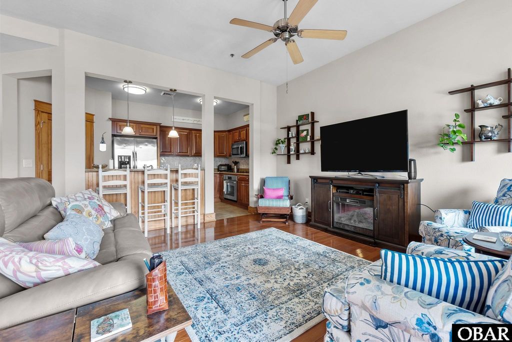 Image 5 of property listing at 1434 /202d Dartmoor Ave. Unit 202d, Manteo, NC 27954