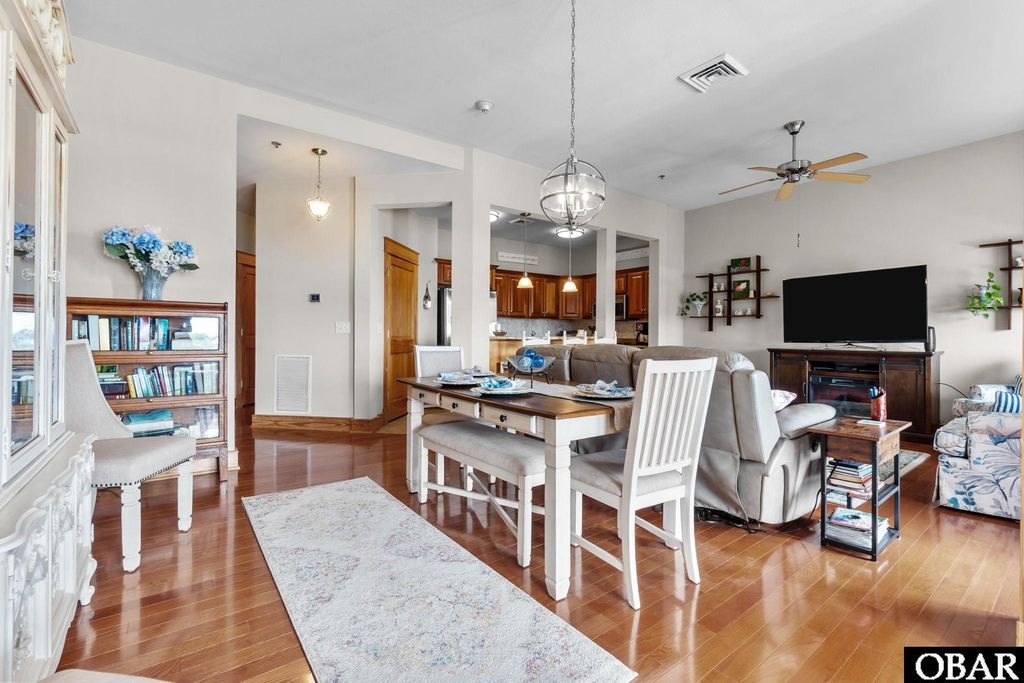 Image 10 of property listing at 1434 /202d Dartmoor Ave. Unit 202d, Manteo, NC 27954