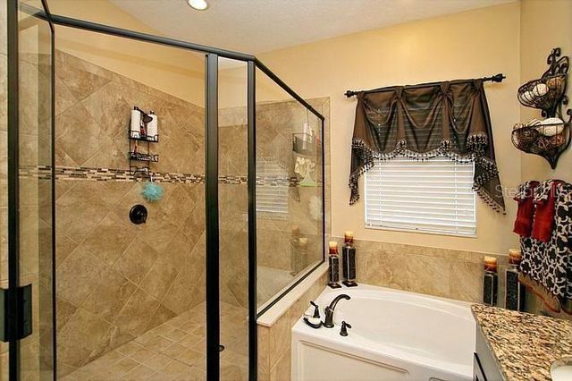 1195 LATTIMORE DRIVE, Clermont, FL 34711