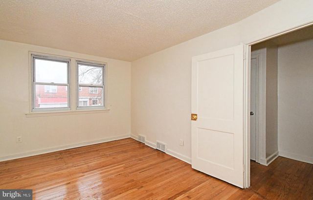 1107 E SHARPNACK ST, Philadelphia, PA 19150